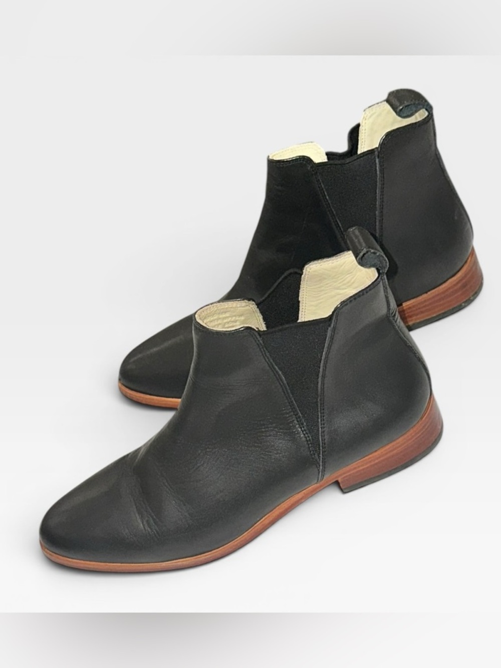Nisolo Chelsie Booties Black Leather Women’s Size 8.5 - Picture 7 of 10